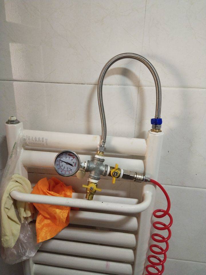 暖氣管道漏水如何維修