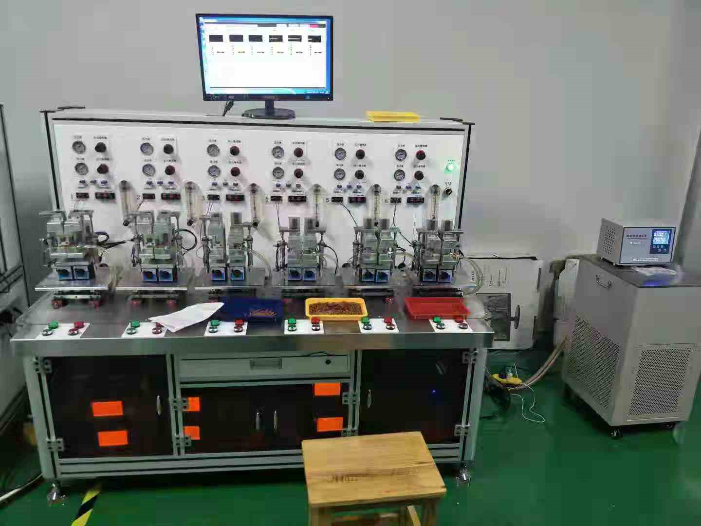 6工位水冷性能测试机（翻转平台可以选择手动或者自动）