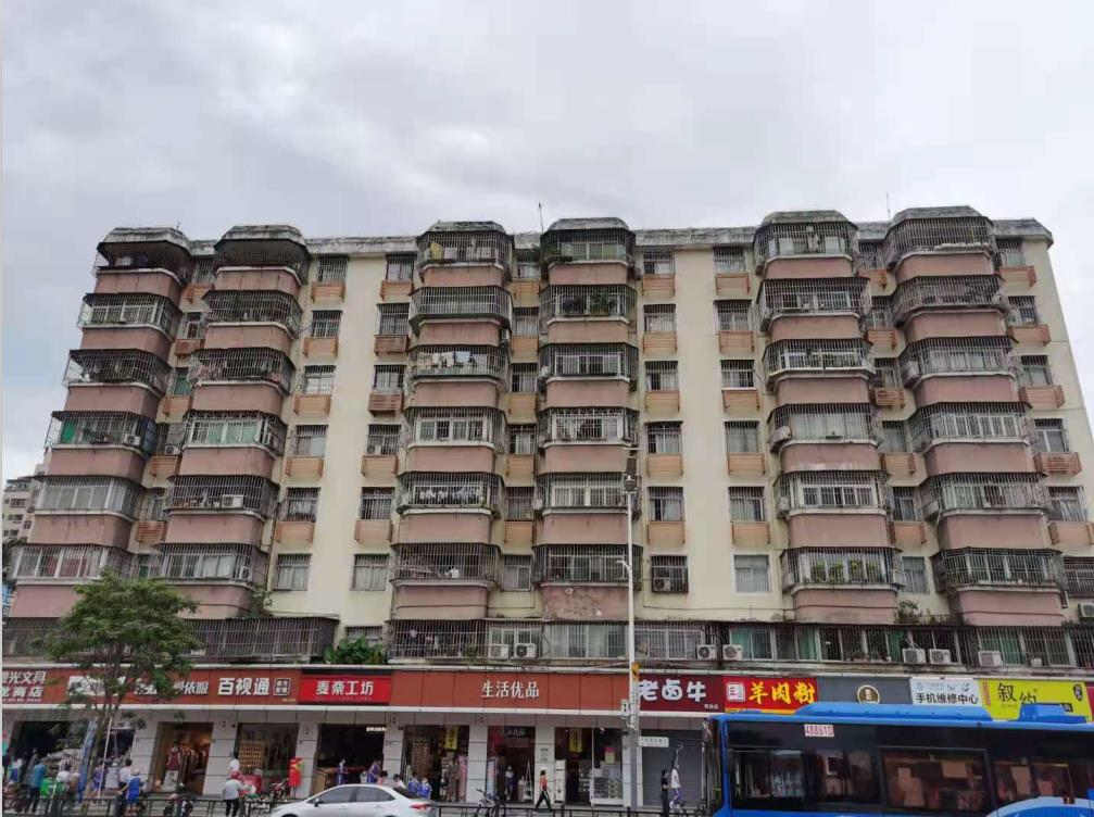 民治地铁口小产权房《民治花园》精装原始户型，总价250万起入住深圳北站CBD（宝鸡小产权房抵押贷款贷多久）