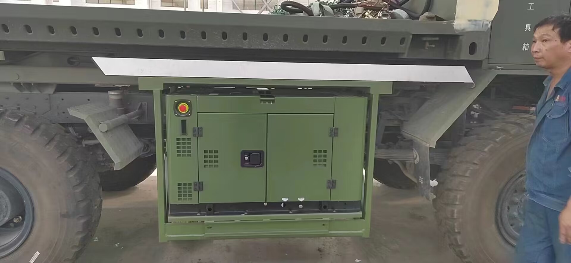 高原机10-15kw柴油发电机、军绿色 (4)