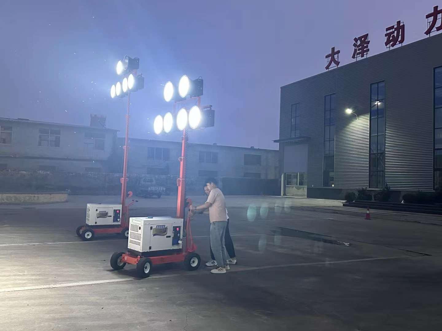 6千瓦柴油发电机组塔配照明灯-图片-灯 (9)