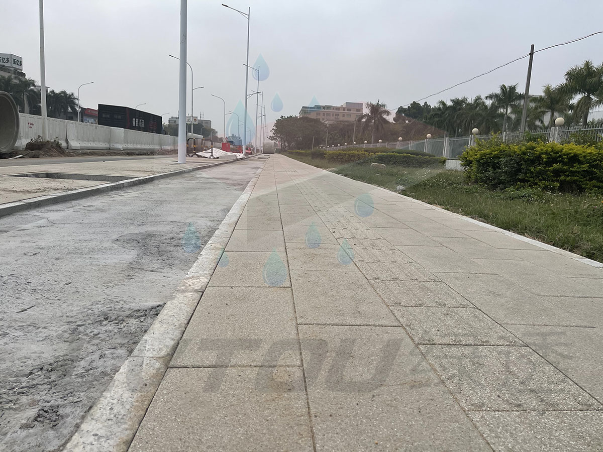 汕头市潮汕路道路提升 300x600芝麻白 300x300芝麻白盲道3_副本