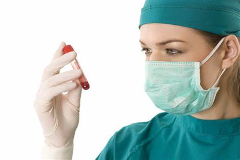 亲子鉴定费用是按人头收还是？