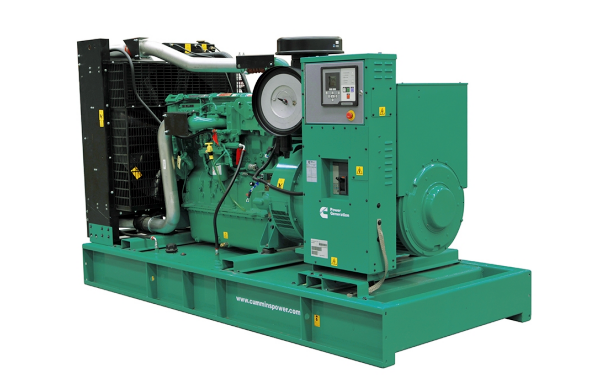 C550D5E康明斯柴油发电机组（进口）QSX15-G8