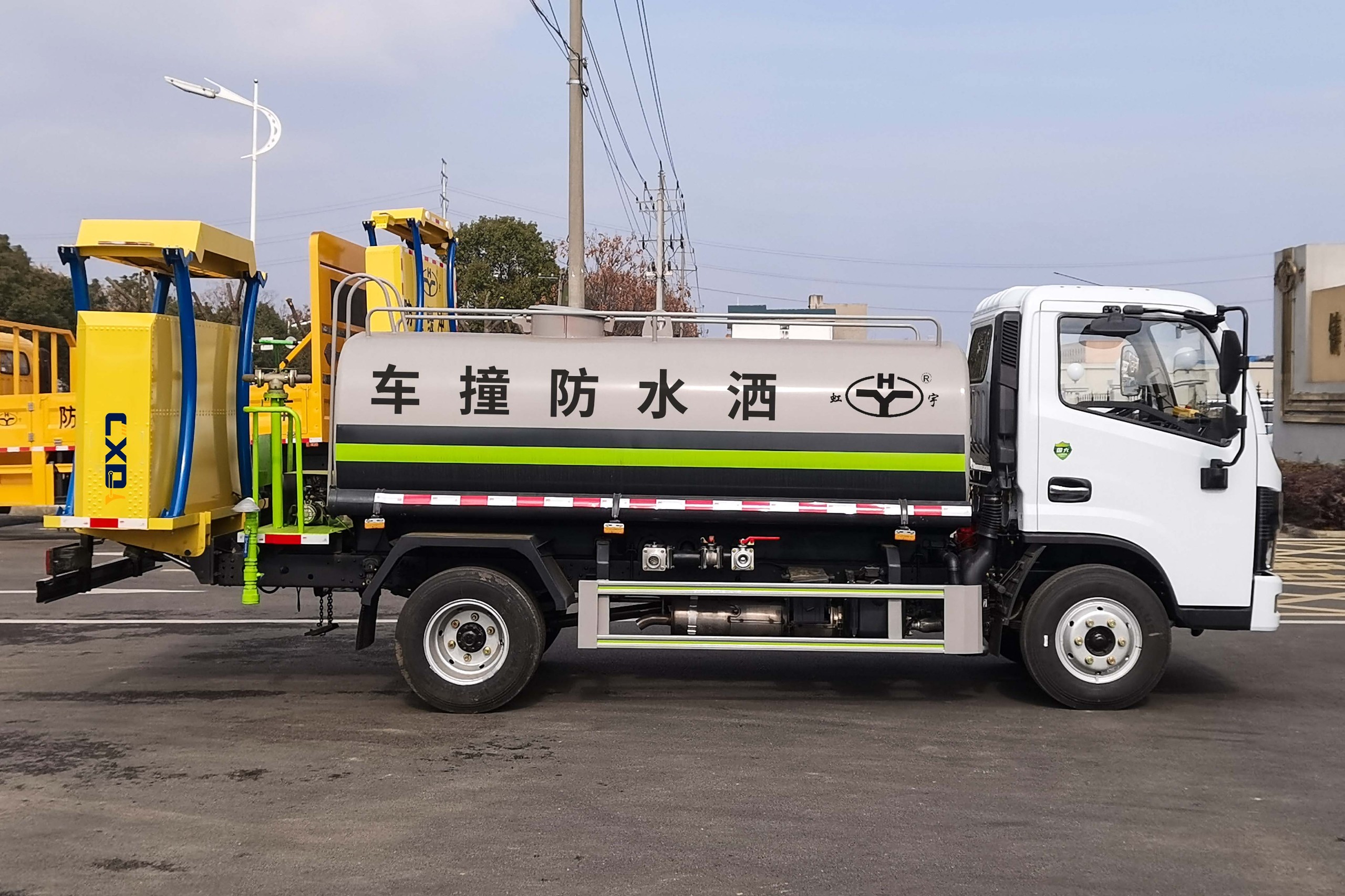 多利卡D6洒水防撞车70K_80K (5)