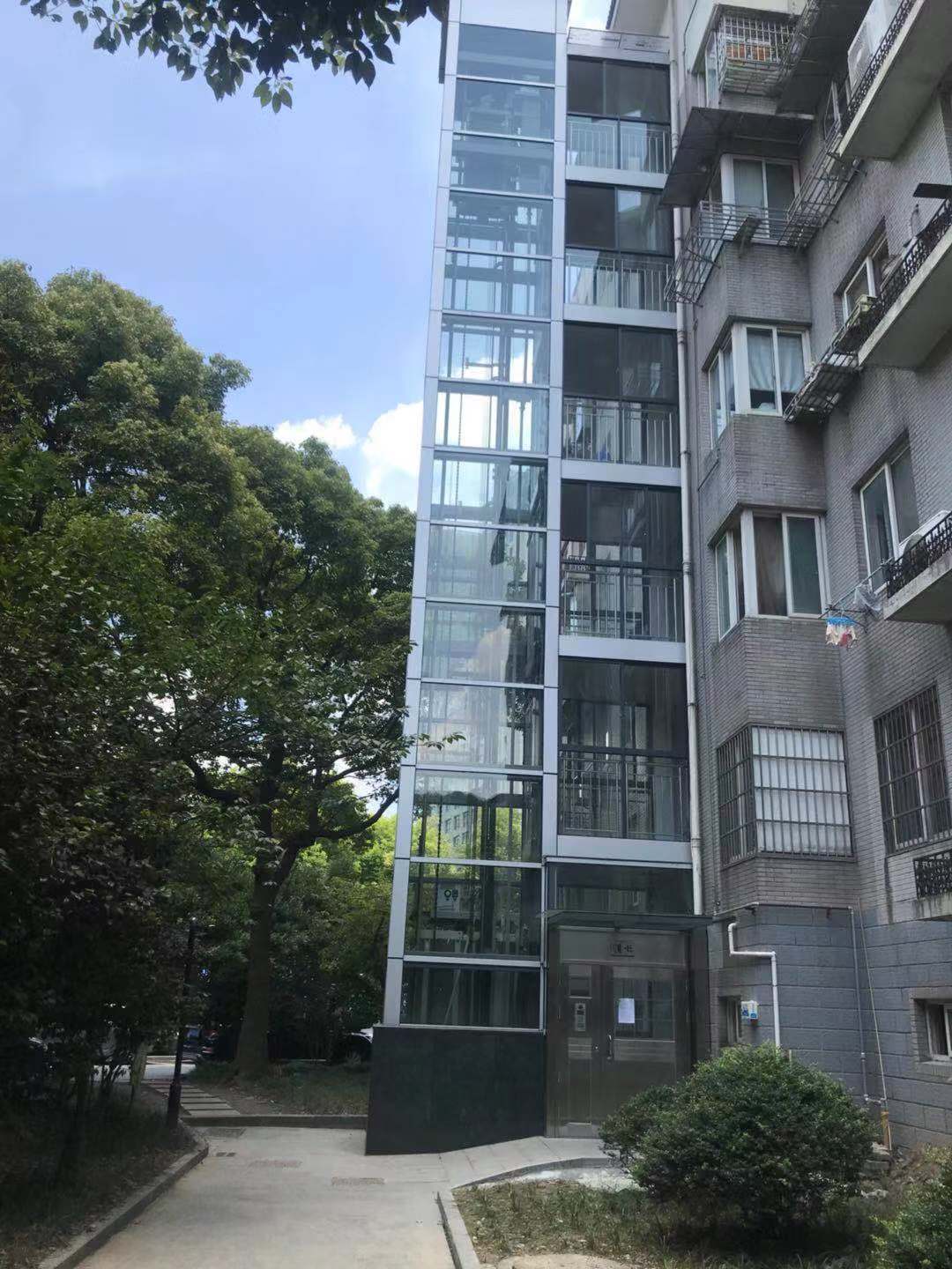 409784611336261