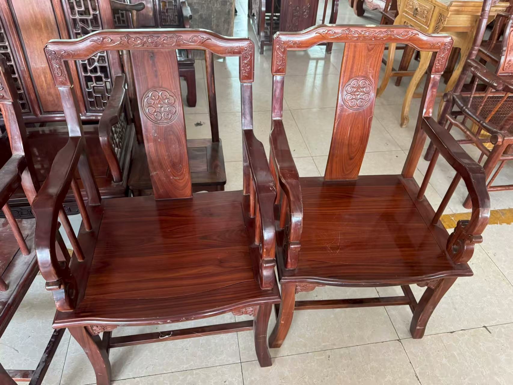 北京阔叶黄檀家具回收