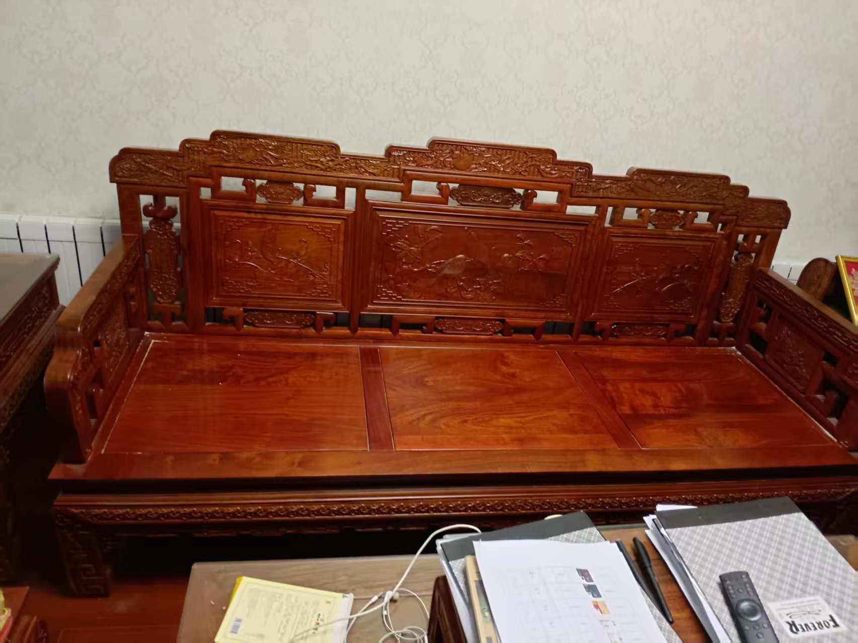 北京微凹黄檀家具回收