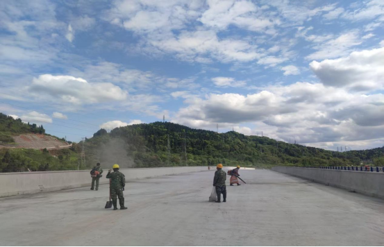 四川绵阳6万平方桥面抛丸