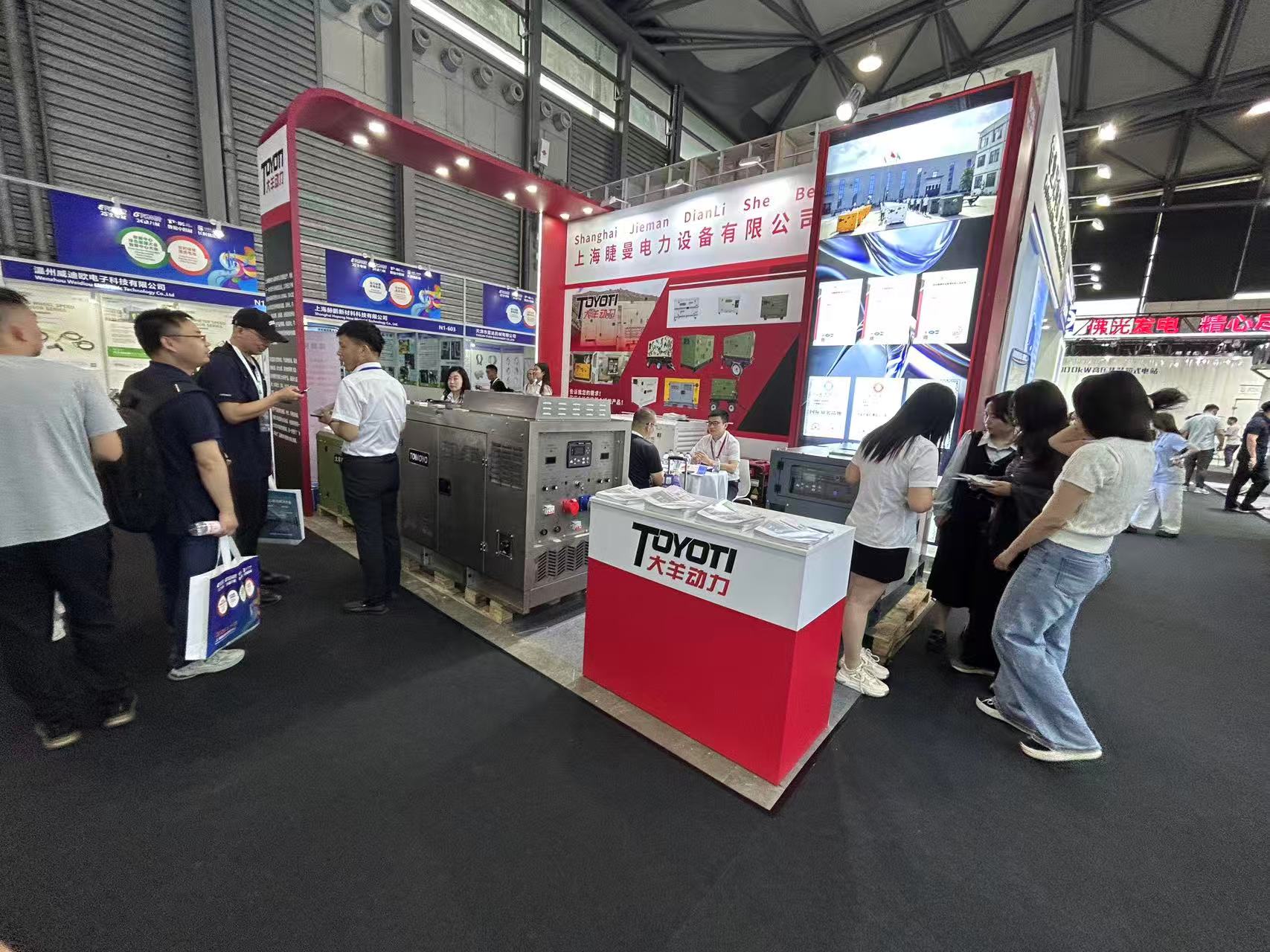 fd81cb1aafae120a57e8ee4856cc9fac