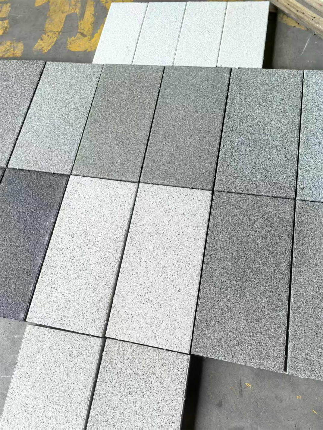 室外仿石面陶瓷PC砖定制